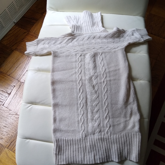 Banana republic cable knit sweater dress - Picture 5 of 10